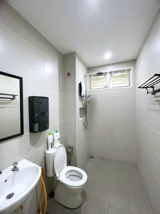 Cozyhouse 4Room 3Bath Room 10Pax'''Simpangampattasek Simpang Ampat  Exterior photo